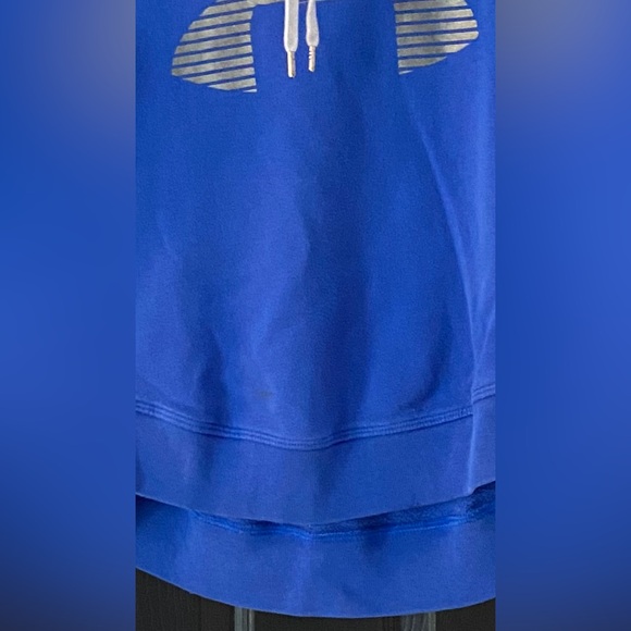 Under armour shirt small - Picture 3 of 4